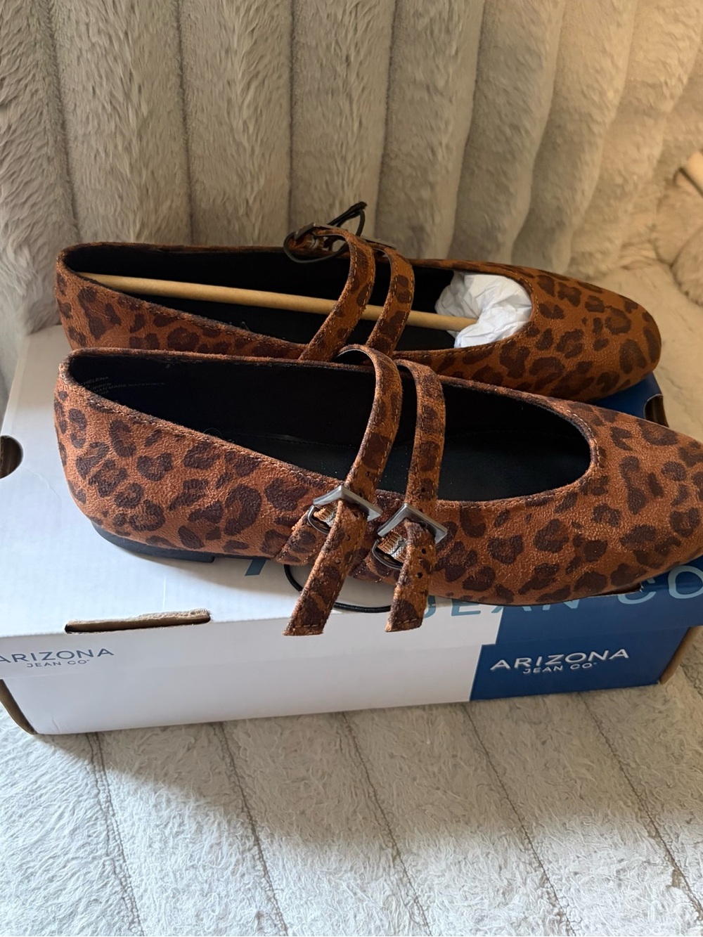 Arizona Jean Co. Cheetah Print Flats Size 7